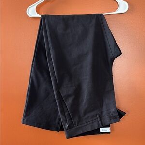 Old Navy Ultimate Slim Tech built-in flex pants Sz 34 x 30